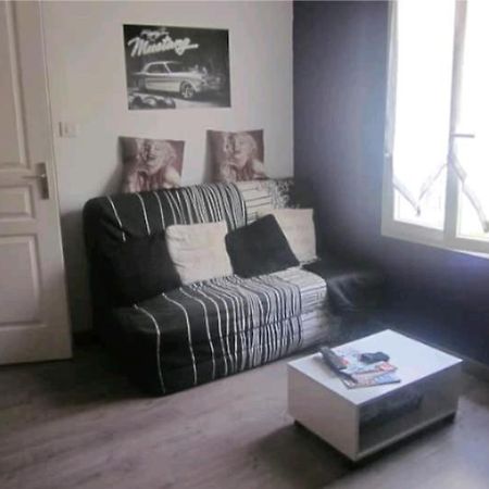 En Ville,Le Calme De La Campagne Apartment Moulins  Exterior photo